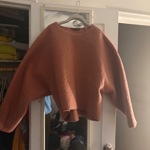 Boucle Sweatshirt - Picture 2 of 3